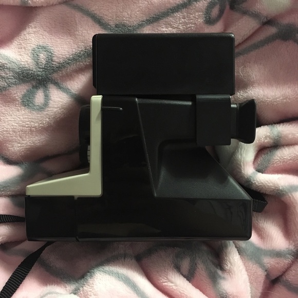 ✨🌙✨ Polaroid OneStep Land Camera✨🌙✨ - Picture 2 of 4